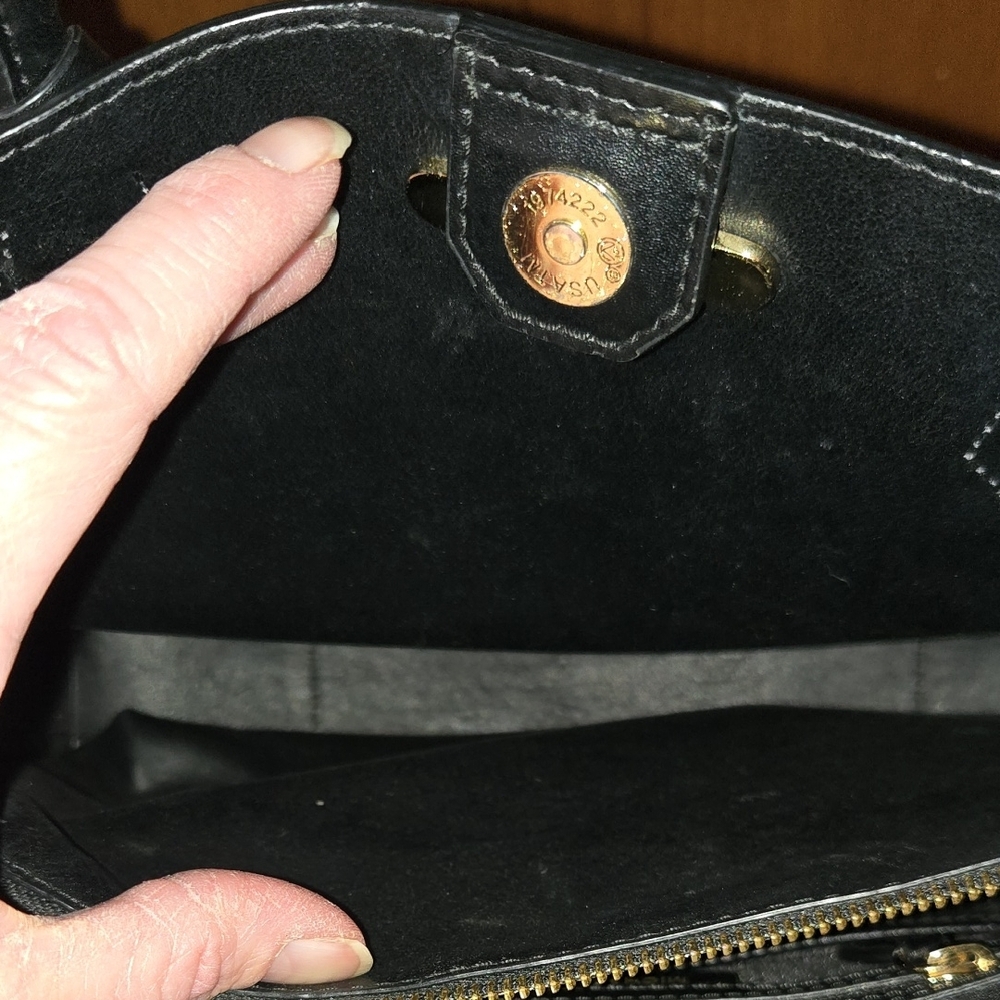 Michael Kors Black Leather Tote Bag - Picture 12 of 15